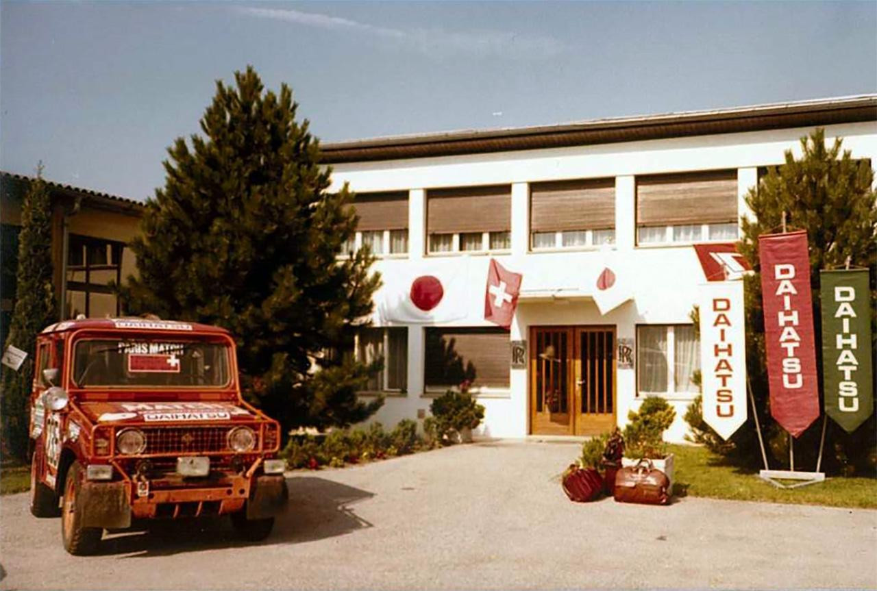 monokoto_017_08R.jpg